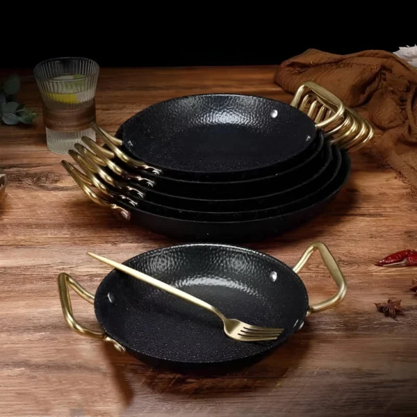 Black Multi-pan